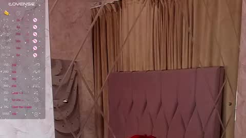 Eva Cramer online show from 6, 3, 2025