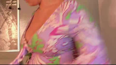 Snapshot of eva_daemon chatting on 17, 11, 2025 EVA DAEMON online show from 17, 11, 2025