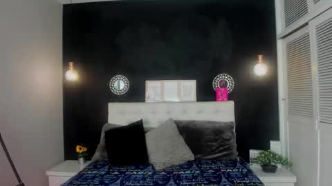 Snapshot of eva_hot_1 chatting on 20, 10, 2025 eva_hot_1 online show from 20, 10, 2025