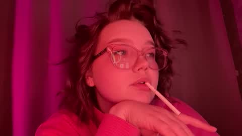 Snapshot of eva_kittenn chatting on 28, 11, 2025 eva_kittenn online show from 28, 11, 2025