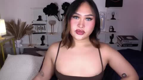 Queen Eva Mazikeen online show from 6, 1, 2026