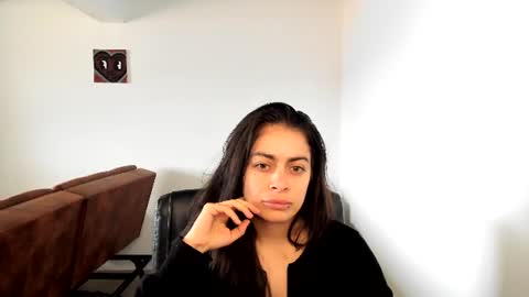 eva_monn online show from 22, 7, 2026