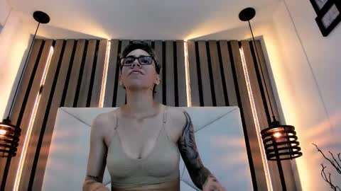 Eva cute online show from 2, 2, 2026