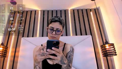 Eva cute online show from 3, 3, 2026