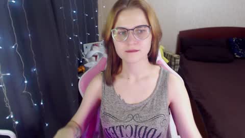 Snapshot of eva_orchid chatting on 1, 2, 2025 Eva online show from 1, 2, 2025