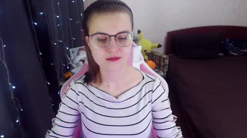 Snapshot of eva_orchid chatting on 7, 2, 2025 Eva online show from 7, 2, 2025