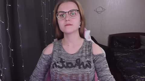 Snapshot of eva_orchid chatting on 5, 3, 2025 Eva online show from 5, 3, 2025