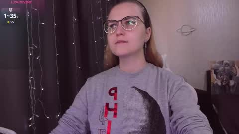 Snapshot of eva_orchid chatting on 2, 10, 2025 Eva online show from 2, 10, 2025