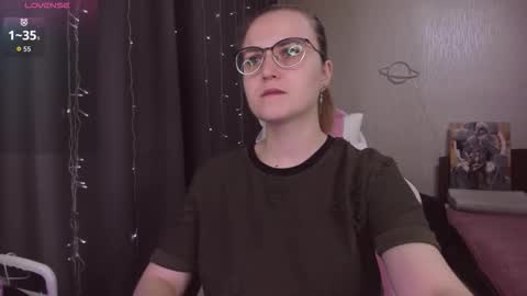 Snapshot of eva_orchid chatting on 25, 11, 2025 Eva online show from 25, 11, 2025