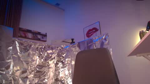 Snapshot of eva_quagmire chatting on 24, 2, 2025 Eva online show from 24, 2, 2025