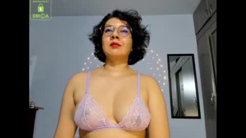 Snapshot of eva_rain01 chatting on 22, 1, 2025 Eva online show from 22, 1, 2025
