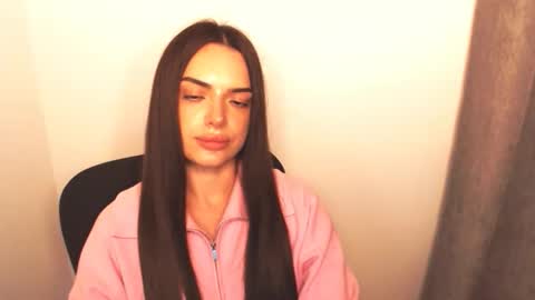 Eva online show from 30, 11, 2025