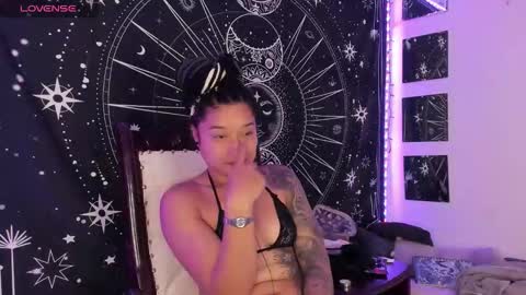 Eva  online show from 5, 10, 2025