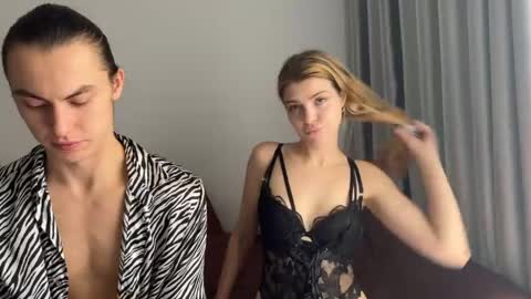 eva_simon__ online show from 7, 5, 2026