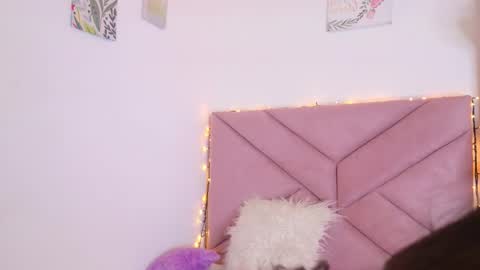 Eva Sin online show from 12, 2, 2026