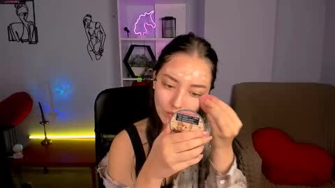 Eva online show from 11, 11, 2025