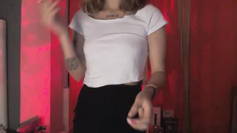 MISS EVY online show from 1, 2, 2026