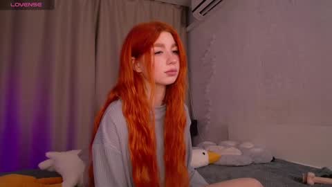 Snapshot of evaa_moonn_ chatting on 4, 12, 2024 Eva online show from 4, 12, 2024