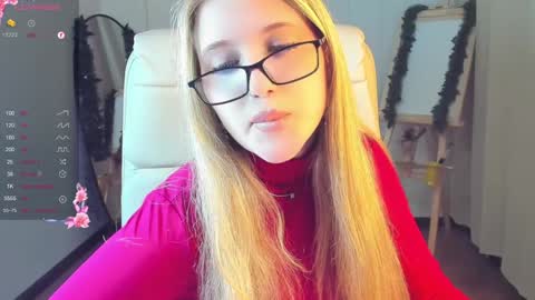 Eva  online show from 21, 12, 2024