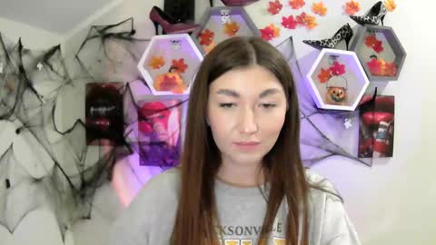 Evachaturbatte online show from 15, 10, 2025