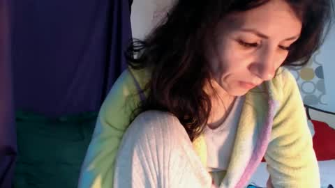 Snapshot of evacrisxxx chatting on 24, 2, 2026 hornycrissyyourlove online show from 24, 2, 2026