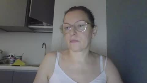 Snapshot of evaglad chatting on 21, 9, 2025 evaglad online show from 21, 9, 2025