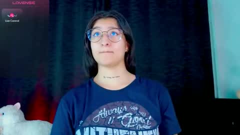 Evah Lee online show from 23, 12, 2025