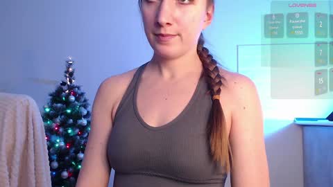 Snapshot of evahailey_ chatting on 5, 1, 2025 Eva online show from 5, 1, 2025