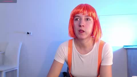 Snapshot of evahailey_ chatting on 15, 9, 2025 Eva online show from 15, 9, 2025