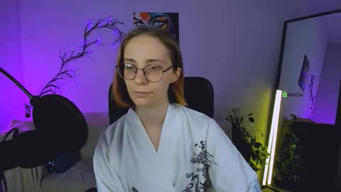 Snapshot of evalora_vei chatting on 18, 10, 2025 evalora online show from 18, 10, 2025