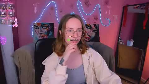 Snapshot of evalora_vei chatting on 14, 6, 2026 evalora online show from 14, 6, 2026