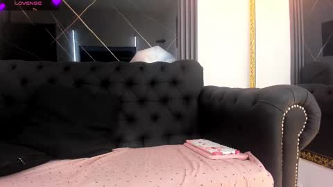 Eva online show from 23, 10, 2025