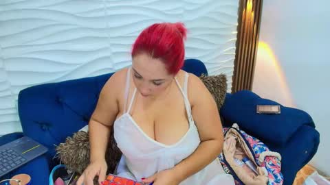 Snapshot of evamilff_ chatting on 12, 1, 2026 Eva online show from 12, 1, 2026