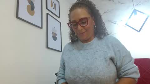 Eva Mills online show from 6, 10, 2025