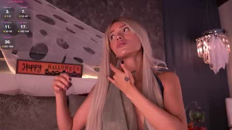 Eva Moretti online show from 29, 10, 2025