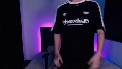 Snapshot of evan__hunter chatting on 30, 1, 2025 Evan online show from 30, 1, 2025