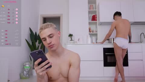 Snapshot of evan_white_ chatting on 12, 2, 2025 evan_white_ online show from 12, 2, 2025