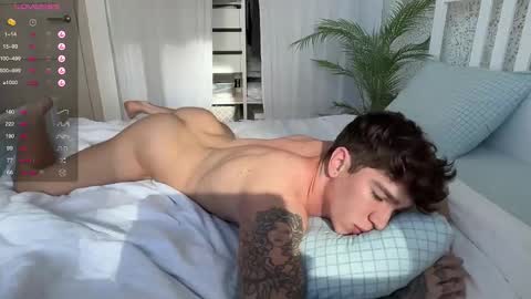 Snapshot of evan_white_ chatting on 9, 9, 2025 evan_white_ online show from 9, 9, 2025