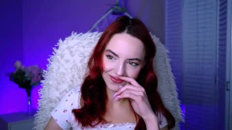 Snapshot of evanellson chatting on 6, 10, 2025 Eva online show from 6, 10, 2025