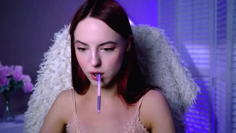 Snapshot of evanellson chatting on 15, 10, 2025 Eva online show from 15, 10, 2025