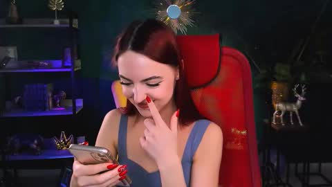 Snapshot of evanellson chatting on 8, 11, 2025 Eva online show from 8, 11, 2025