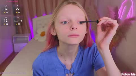 Snapshot of evangel1ne chatting on 8, 12, 2024 evangel1ne online show from 8, 12, 2024