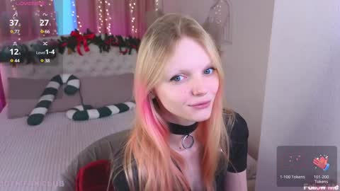 Snapshot of evangel1ne chatting on 10, 1, 2025 evangel1ne online show from 10, 1, 2025