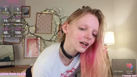 Snapshot of evangel1ne chatting on 16, 1, 2025 evangel1ne online show from 16, 1, 2025