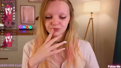 Snapshot of evangel1ne chatting on 28, 9, 2025 evangel1ne online show from 28, 9, 2025