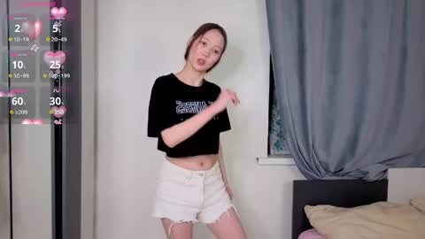 Hello im Lia online show from 5, 6, 2026