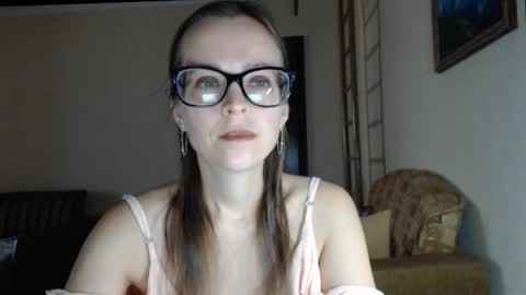 YourMistress online show from 18, 9, 2025