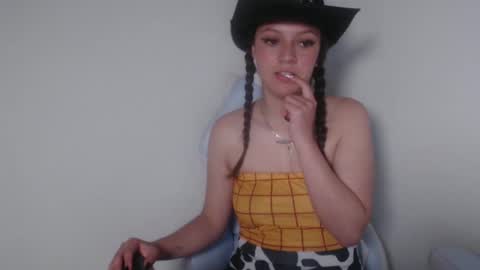 eva  online show from 10, 10, 2025