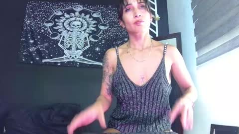  Eva online show from 14, 12, 2025