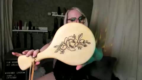 Snapshot of evanharlowe chatting on 20, 12, 2025 Evan Harlowe online show from 20, 12, 2025